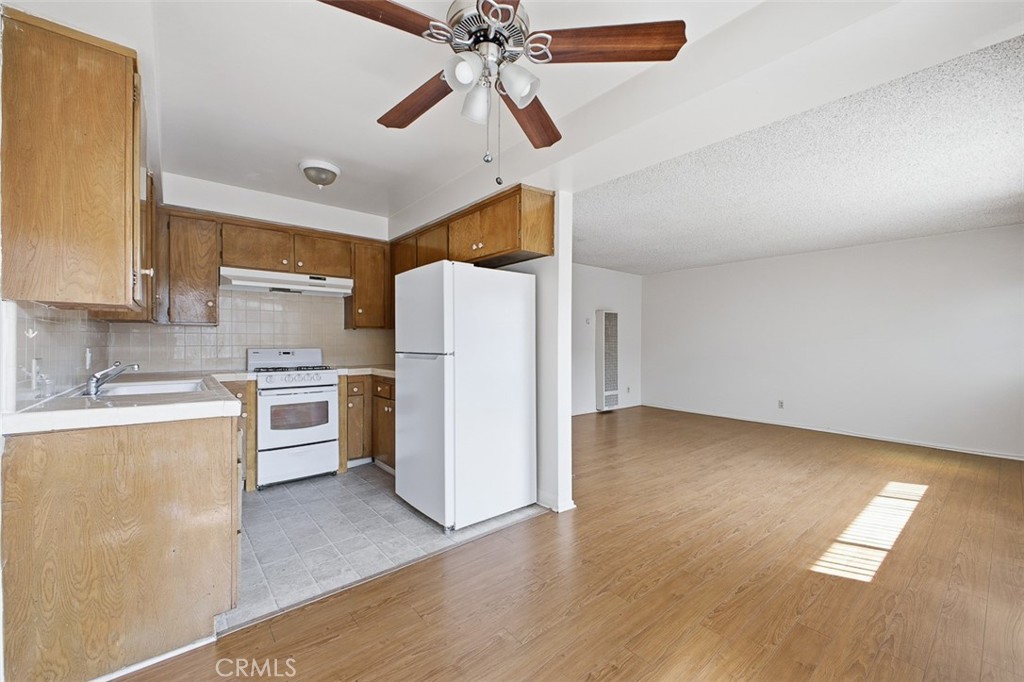 411 N Chapel Property Photo 17