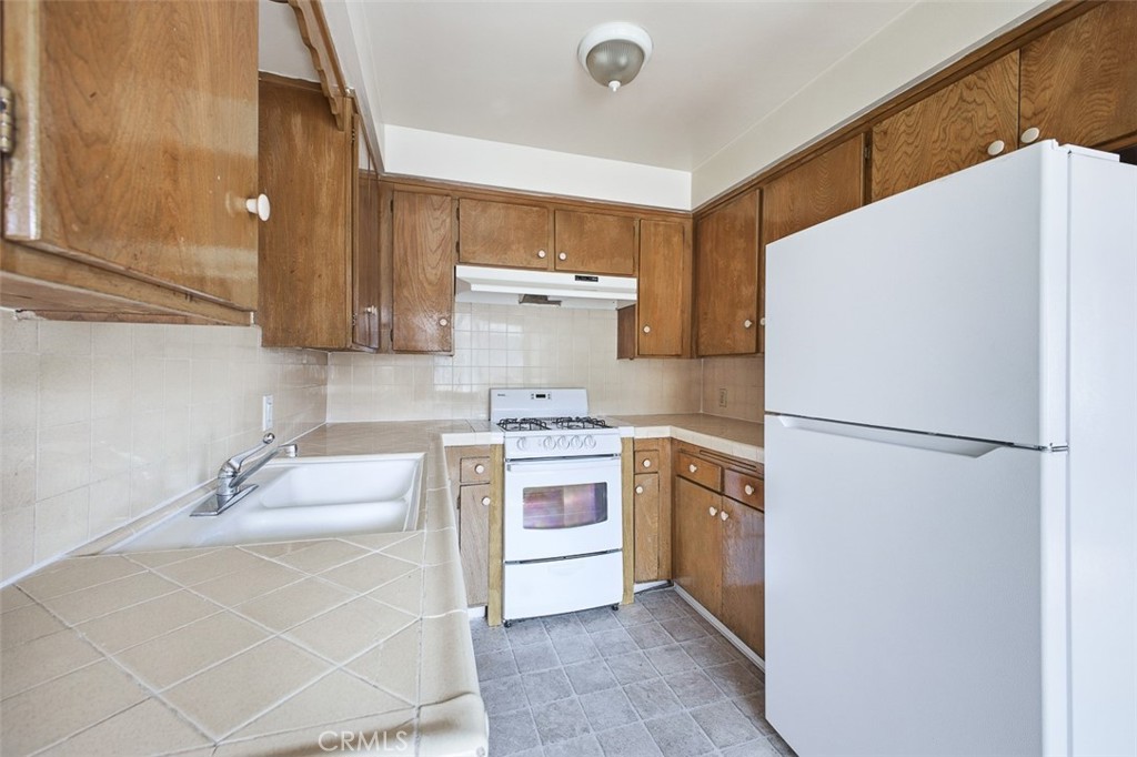 411 N Chapel Property Photo 19