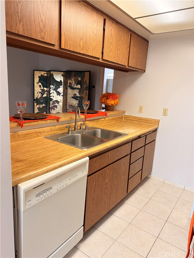 5465 Bohlig 115 Property Photo 6