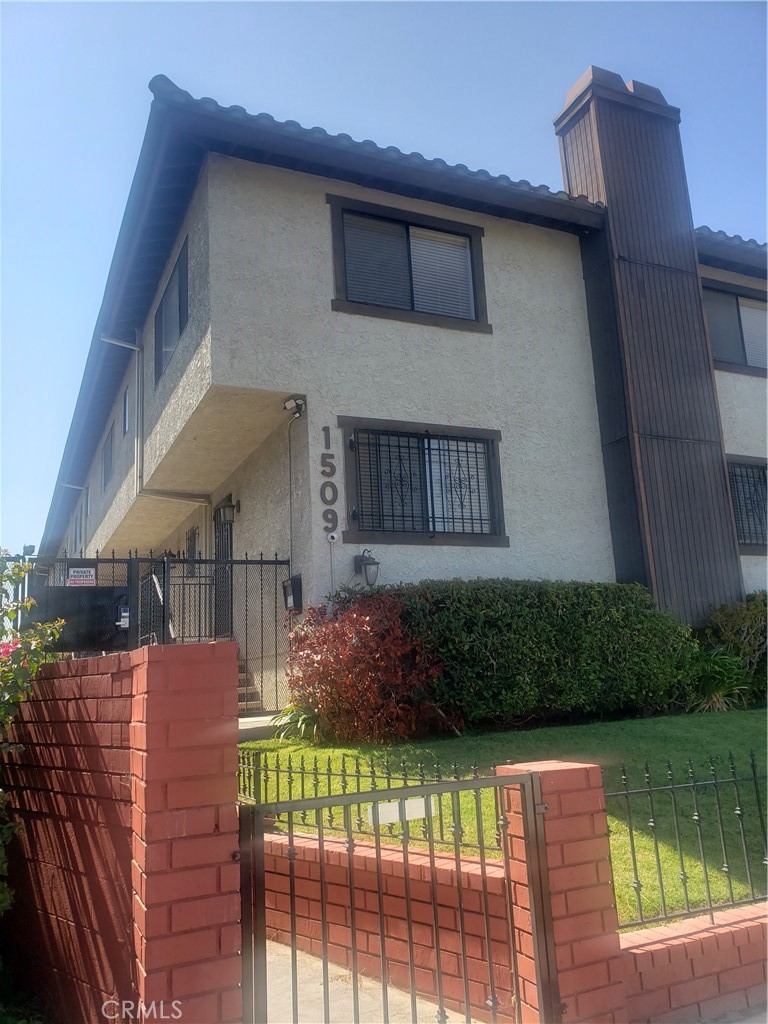 1509 S Marguerita F Property Photo 1