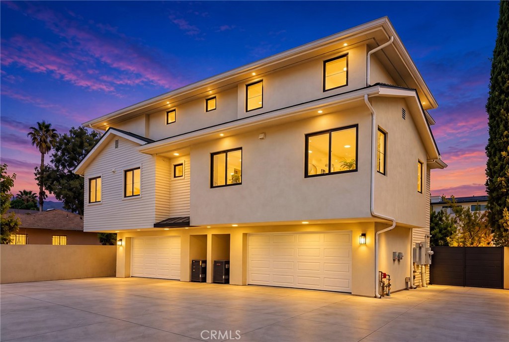 1025 La Cadena B Property Photo 33