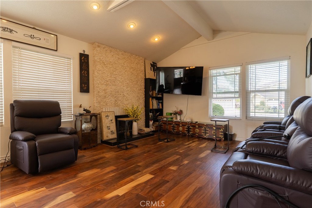 4994 Via Rosa Property Photo 2