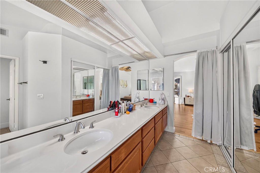 11365 Genova Property Photo 21