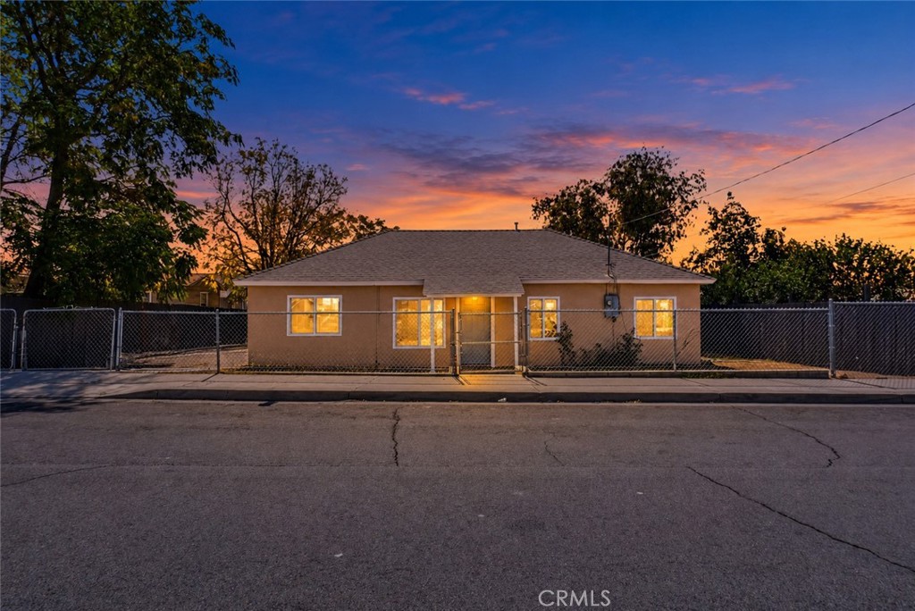 26581 14th Street Property Photo 2
