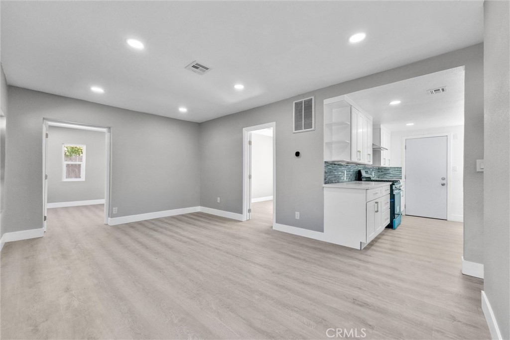 26581 14th Street Property Photo 11