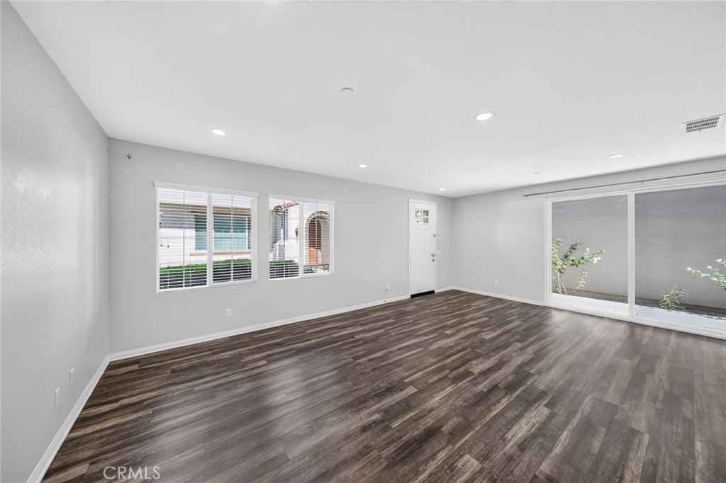 4986 Aldina Property Photo 7