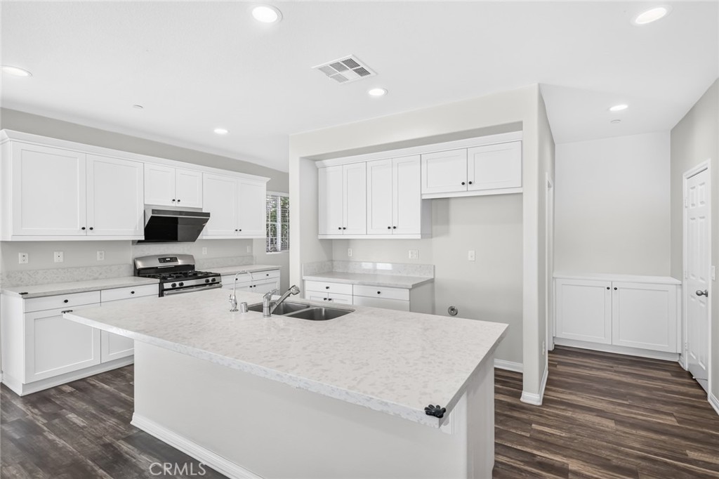 4986 Aldina Property Photo 11