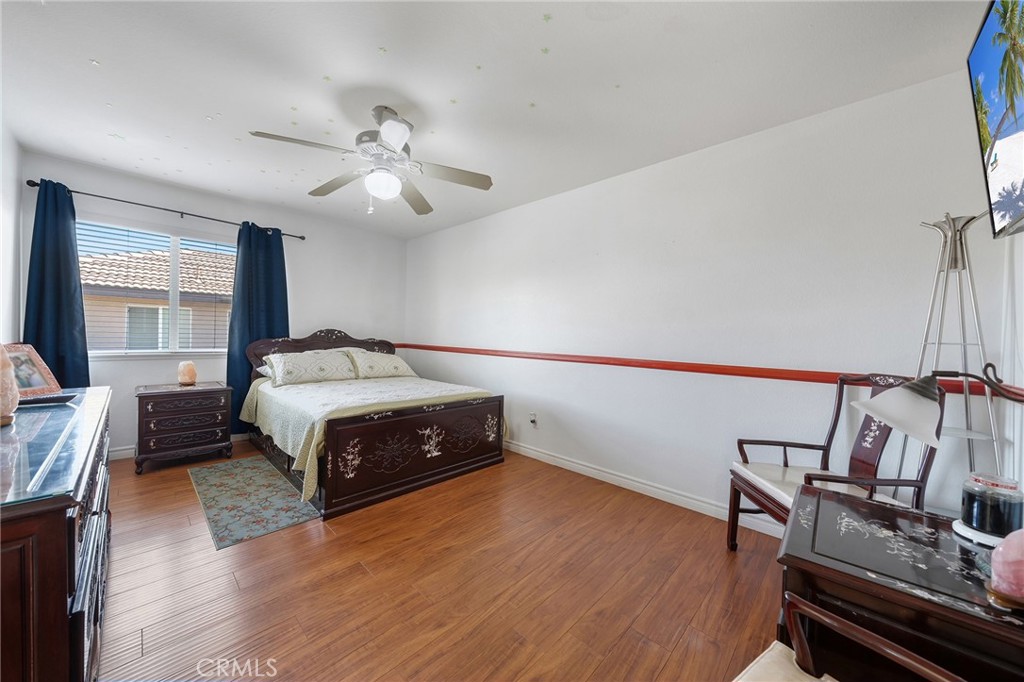 12300 Kings River Street Property Photo 28