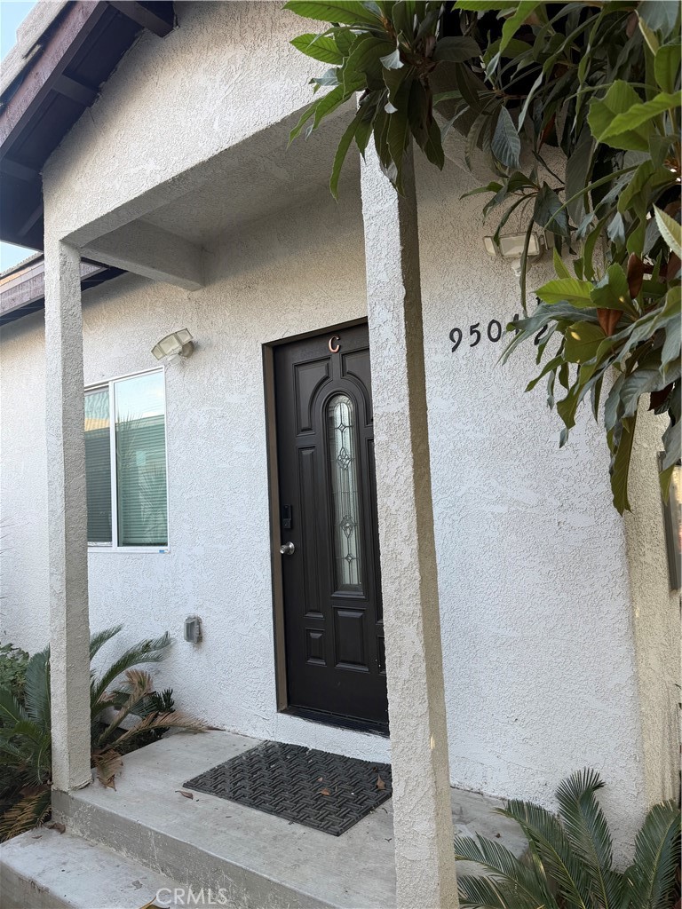 9504 E Naomi Property Photo 1