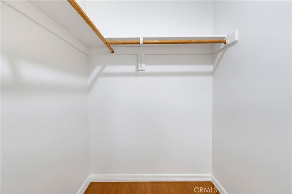 5312 Bartlett B Property Photo 25