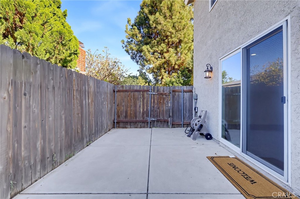 5312 Bartlett B Property Photo 33