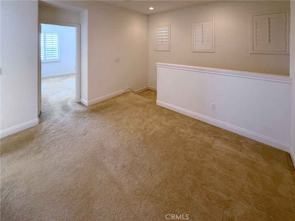 2700 E Coalinga Drive Property Photo 9