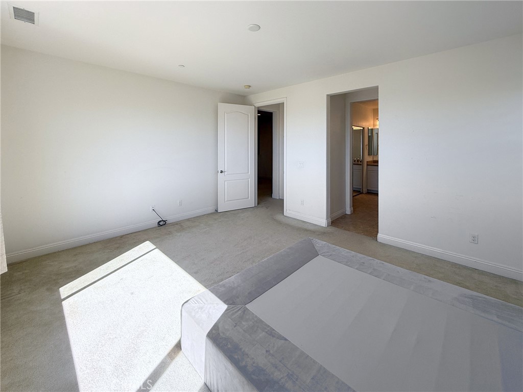 2700 E Coalinga Drive Property Photo 11