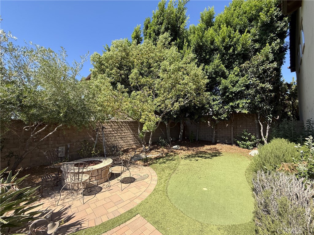 2700 E Coalinga Drive Property Photo 22