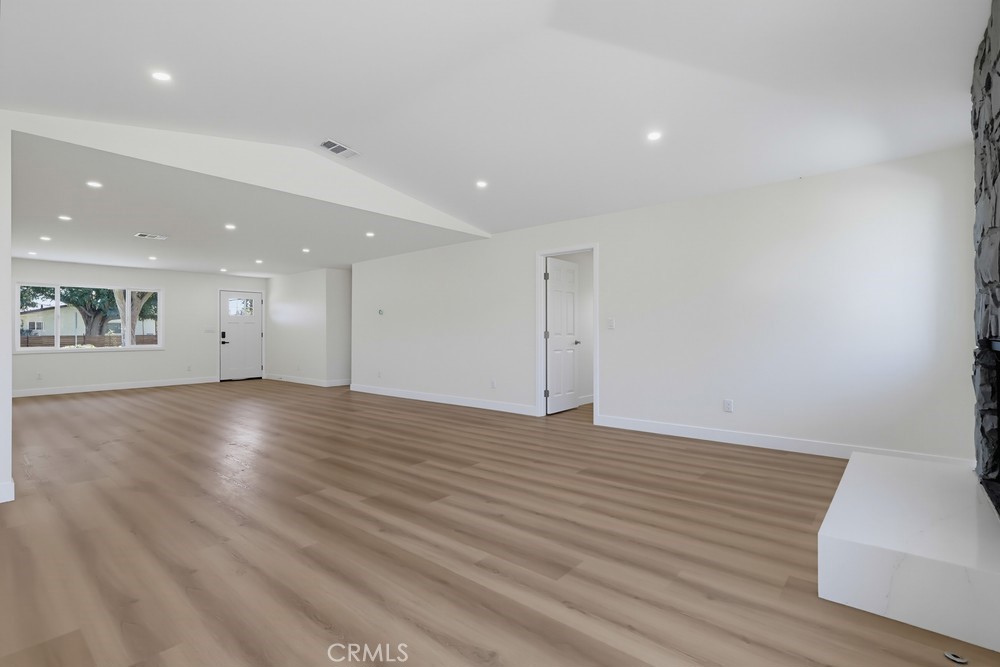 5105 Golden West Property Photo 16