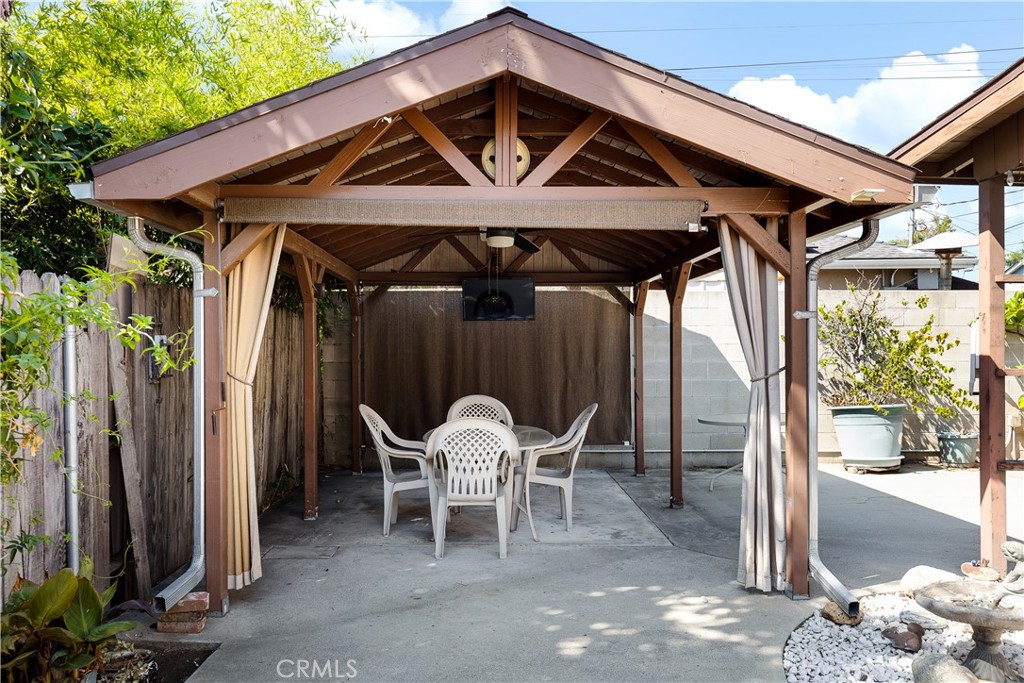5623 Gracewood Property Photo 18