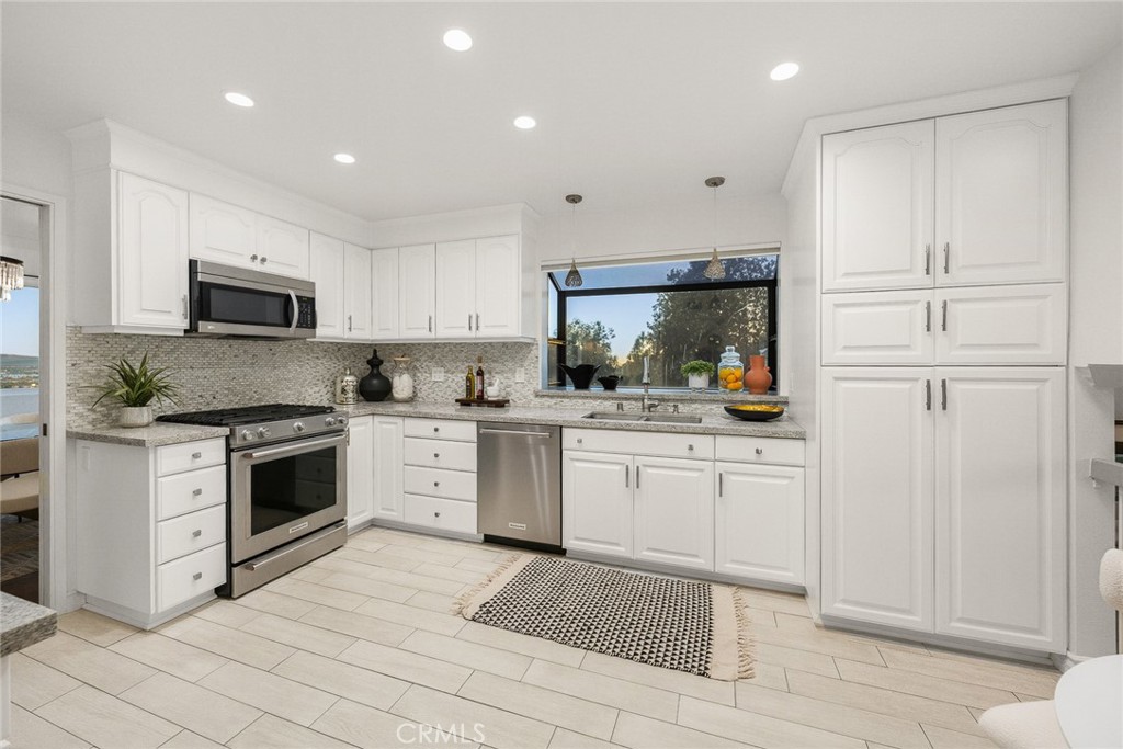 75 Cedarwood Avenue Property Photo 22
