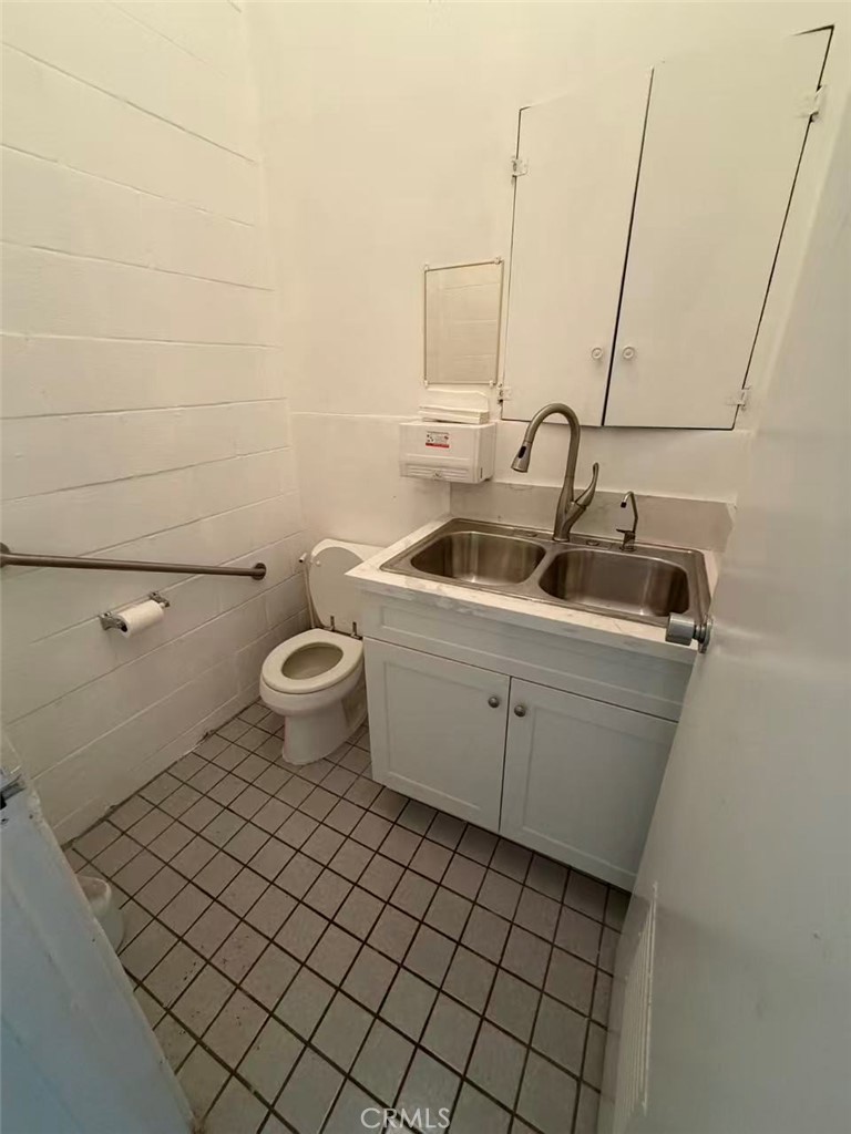 3061 W Valley Property Photo 2