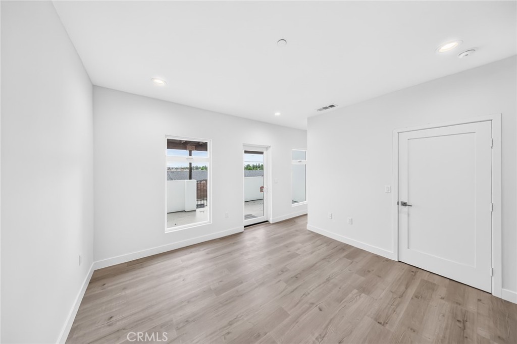 306 San Marcos E Property Photo 22