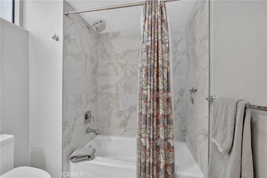 111 S De Lacey 306 Property Photo 28