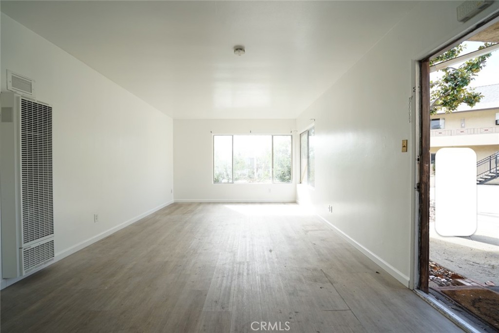 555 W Alpine St C Property Photo 2