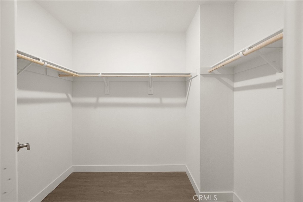 2057 N White Avenue Property Photo 28