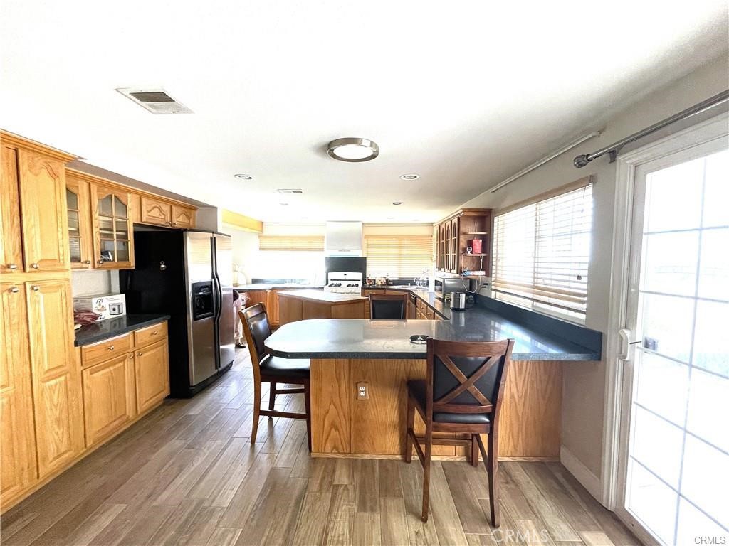 17660 Mariposa Property Photo 9
