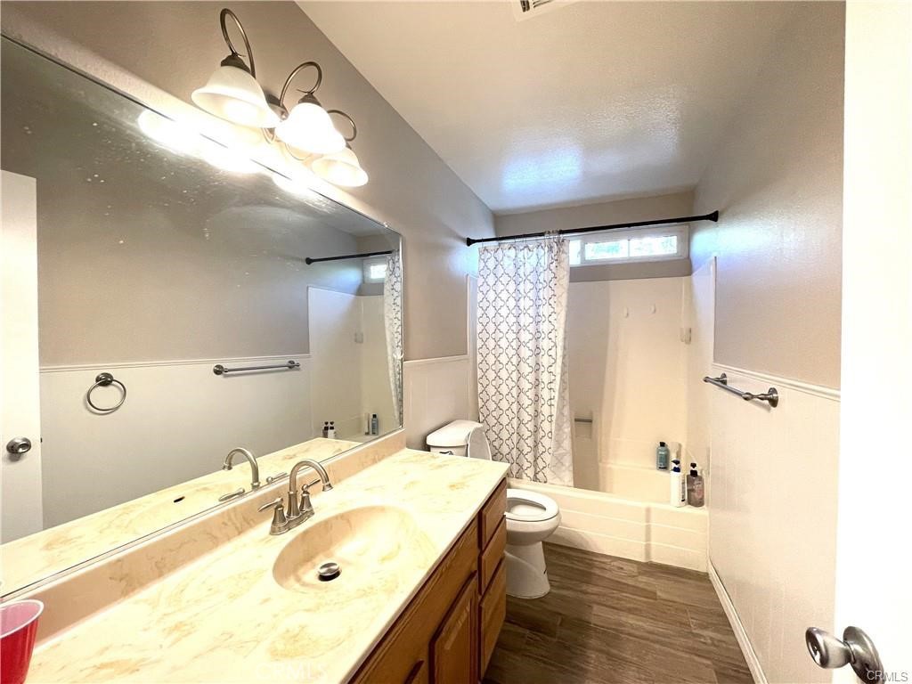 17660 Mariposa Property Photo 10