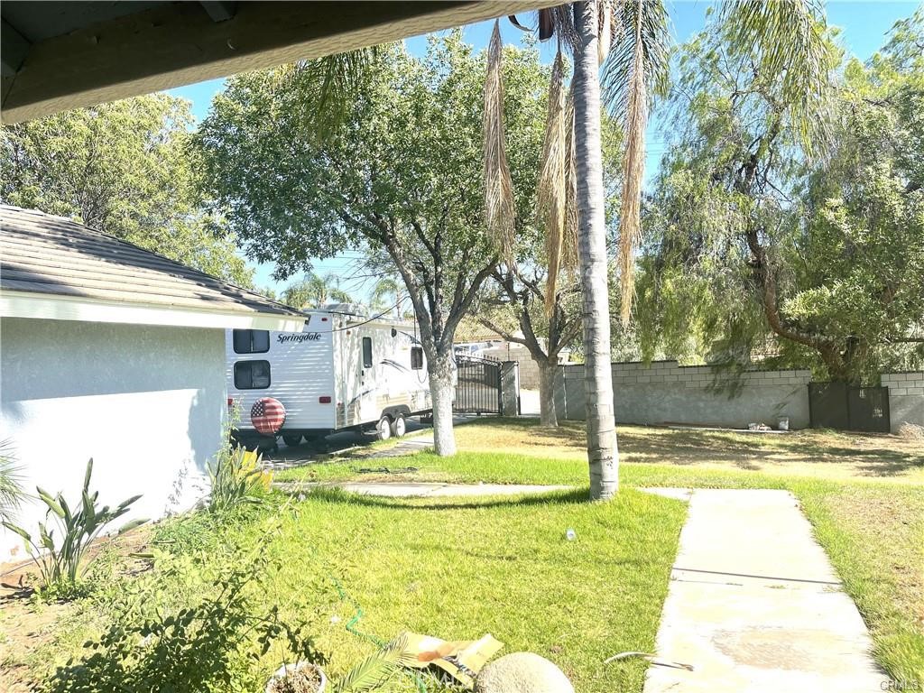 17660 Mariposa Property Photo 13