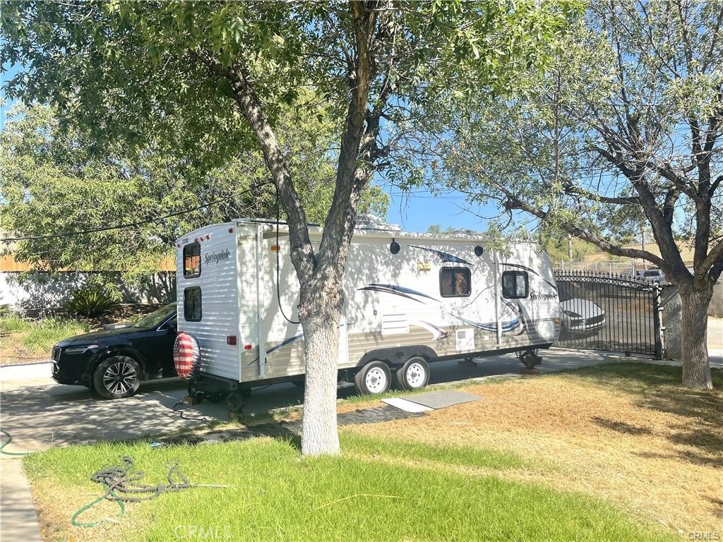 17660 Mariposa Property Photo 14