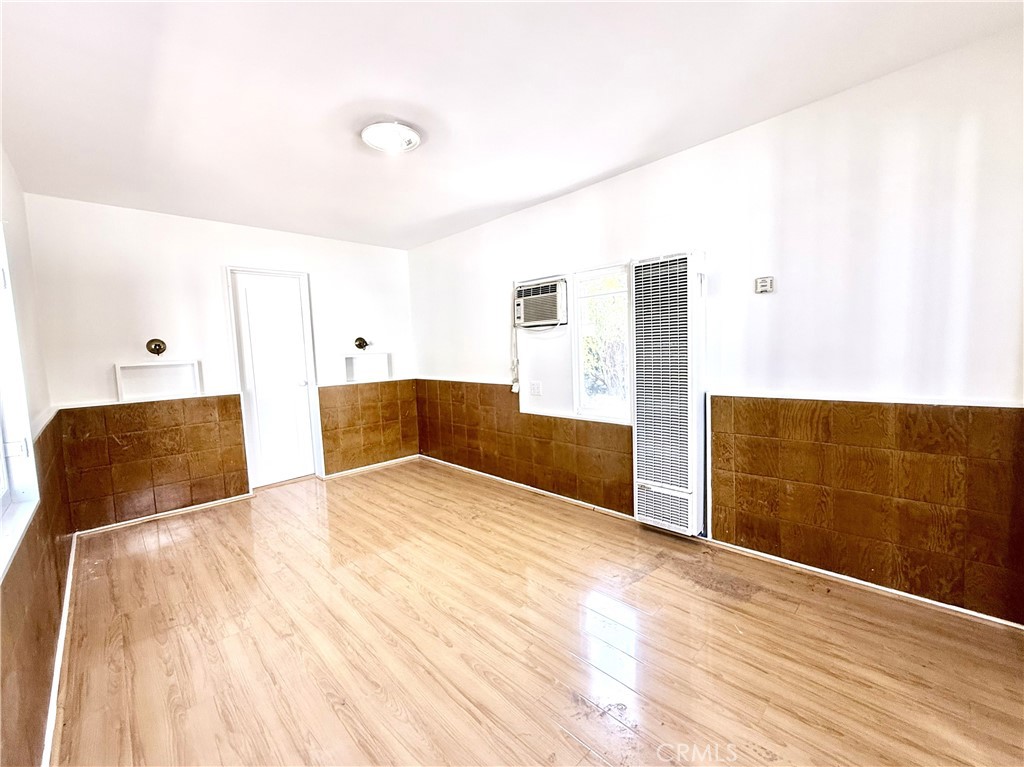 9928 Howland Property Photo 26