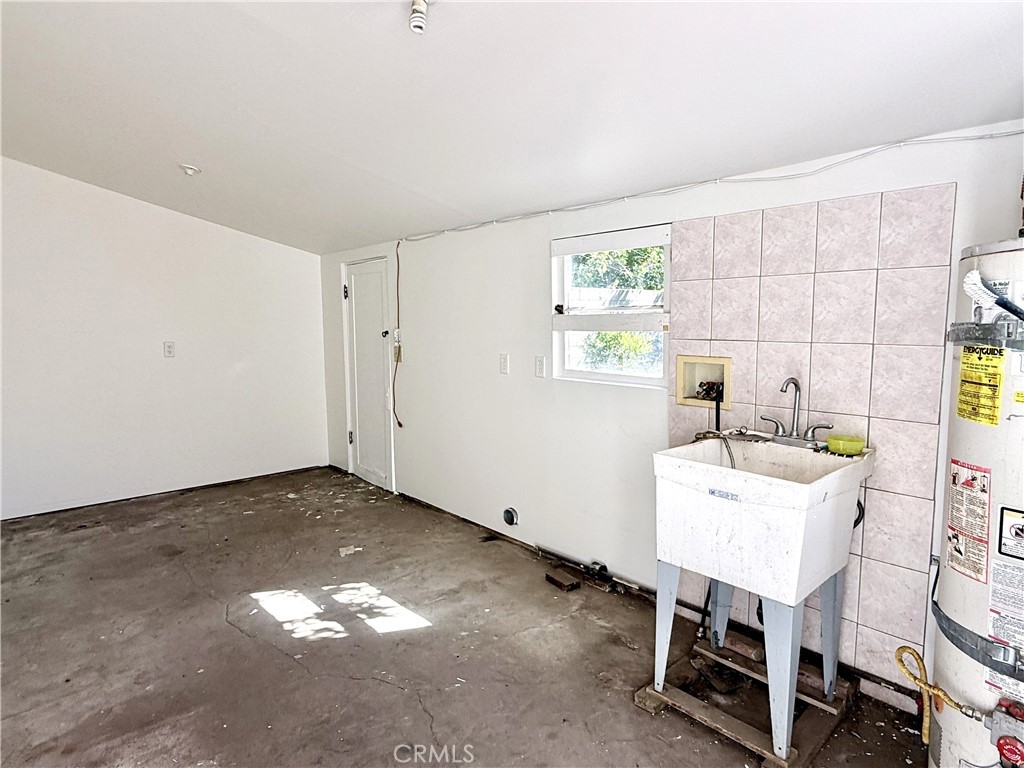 9928 Howland Property Photo 28