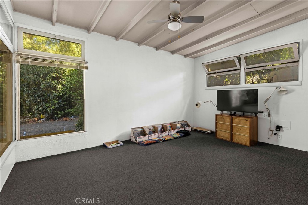 3927 Harriman Property Photo 14