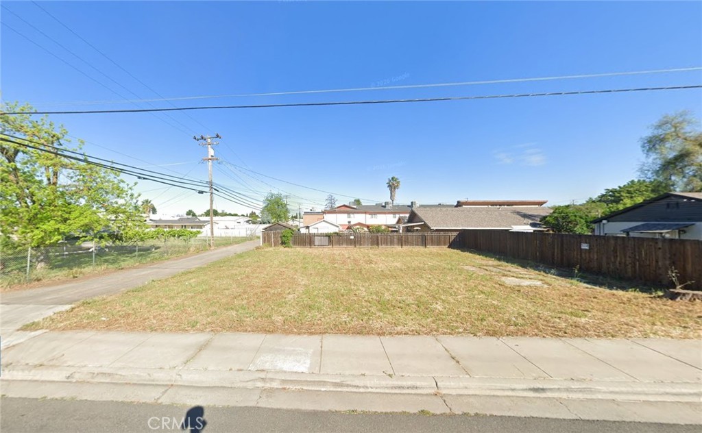 12717 Welch Street Property Photo 2