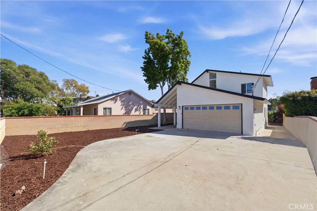 9624 Olive Property Photo 1