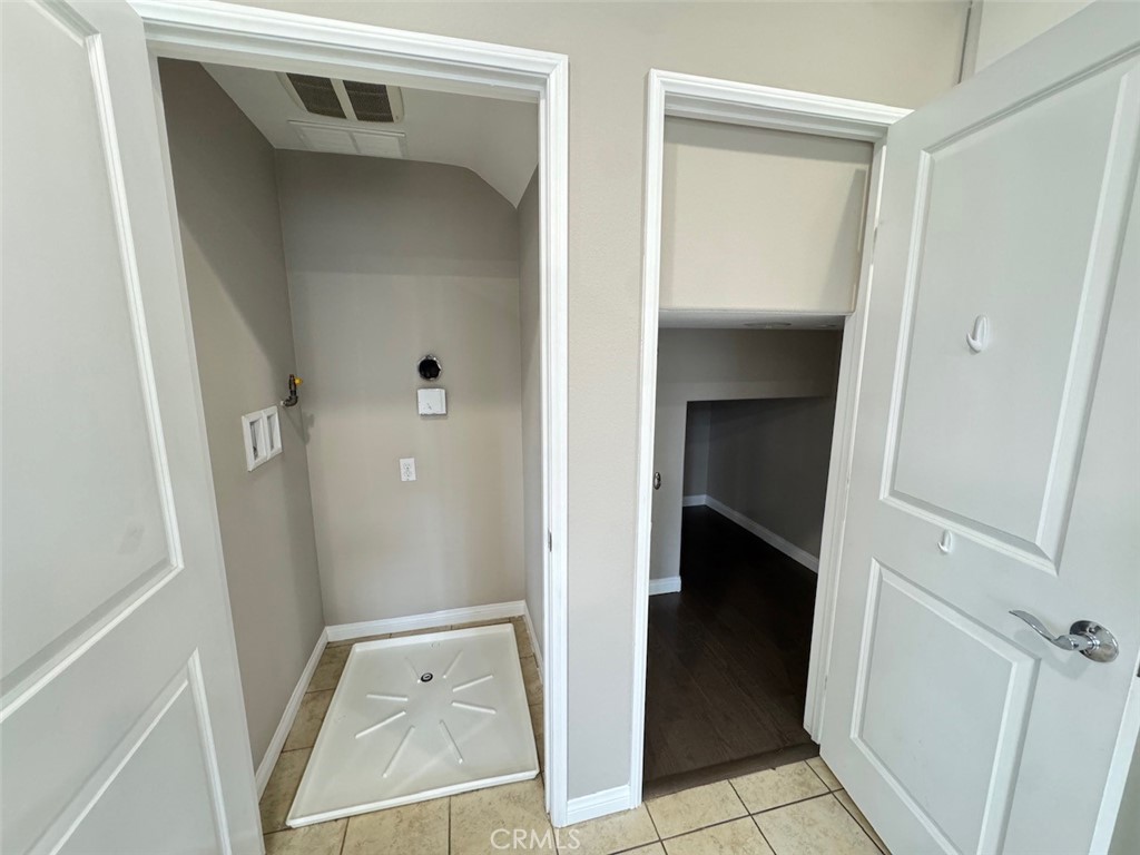 150 E Commercial Property Photo 8