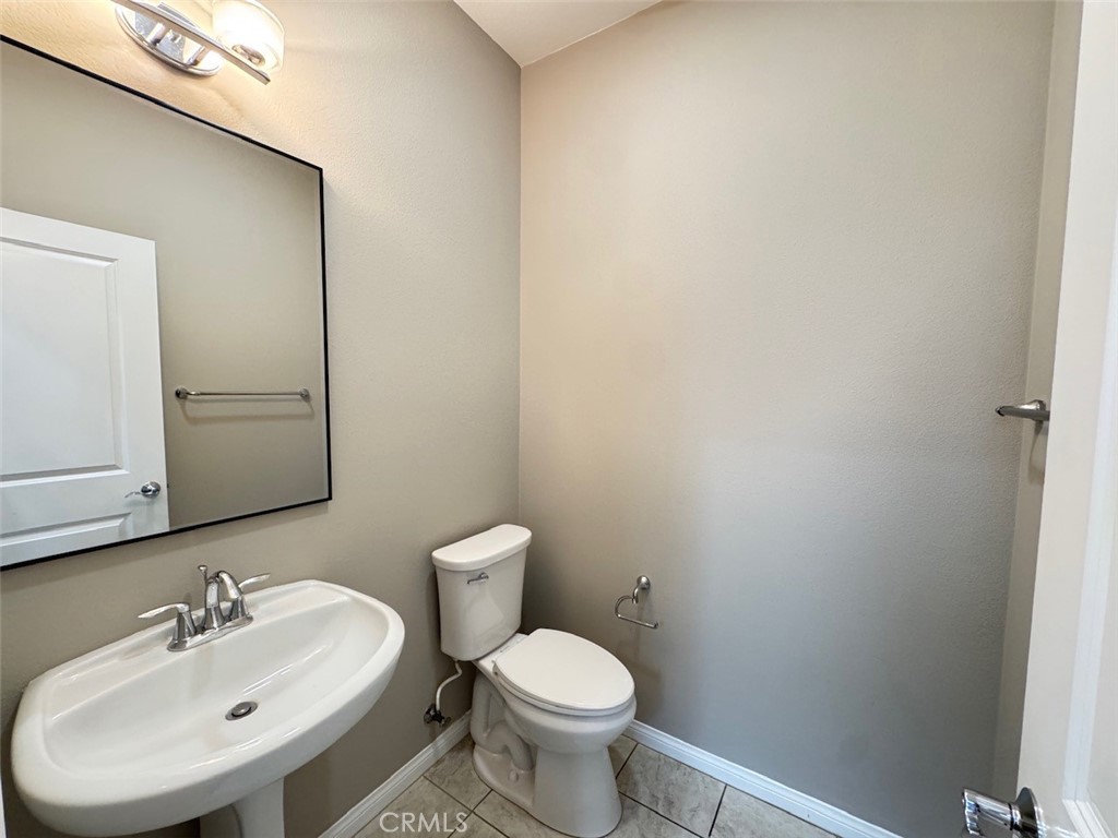 150 E Commercial Property Photo 11