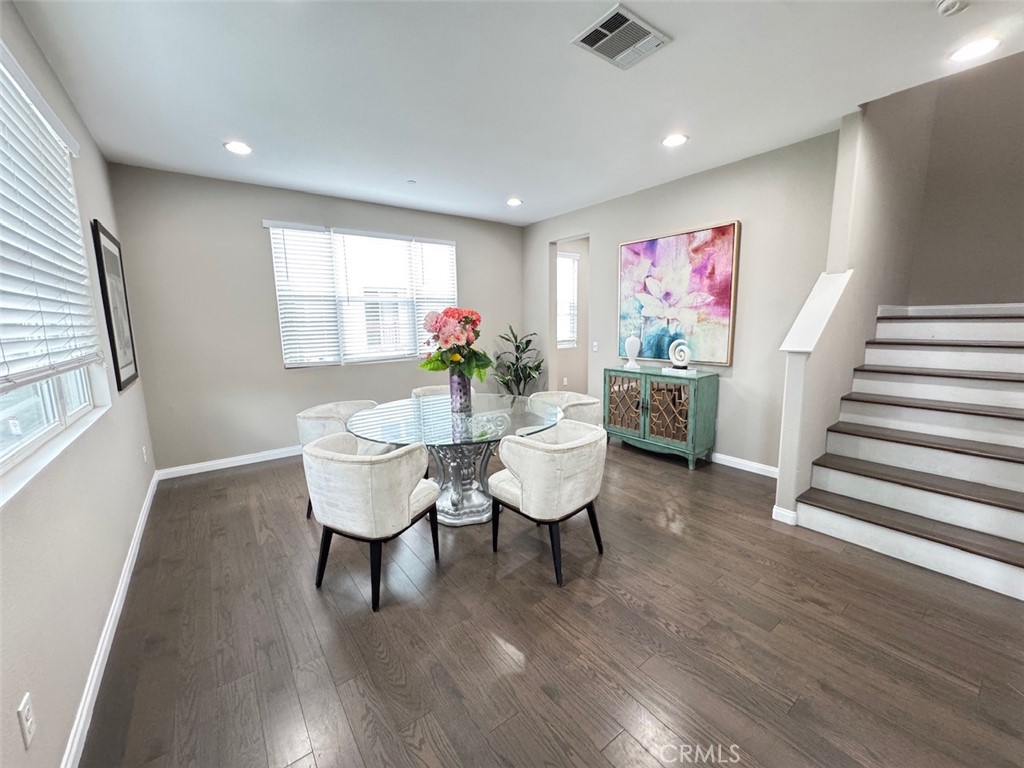 150 E Commercial Property Photo 12