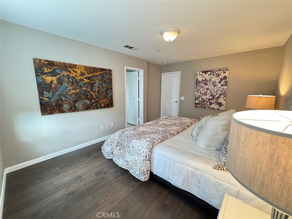 150 E Commercial Property Photo 14