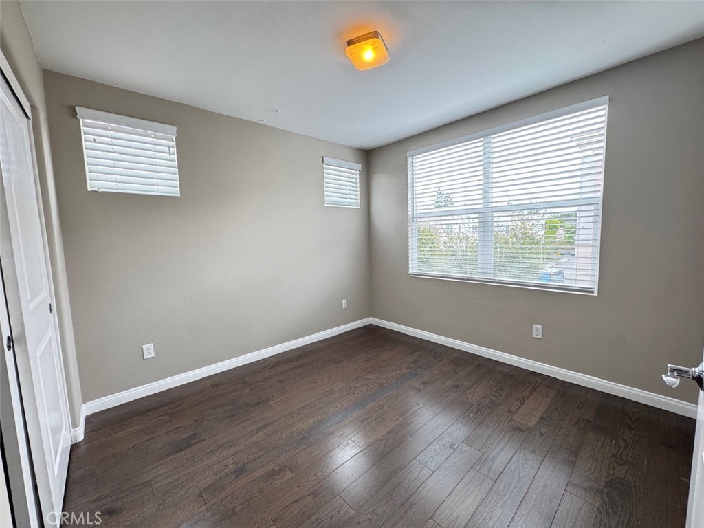 150 E Commercial Property Photo 19