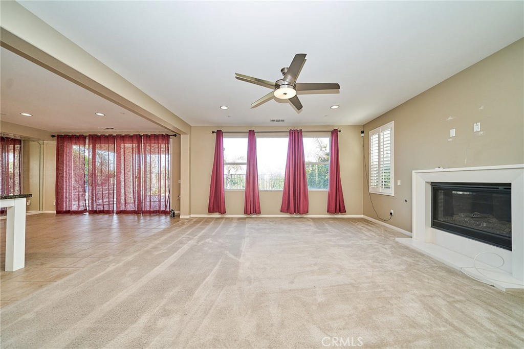 1324 N Macneil Drive Property Photo 4