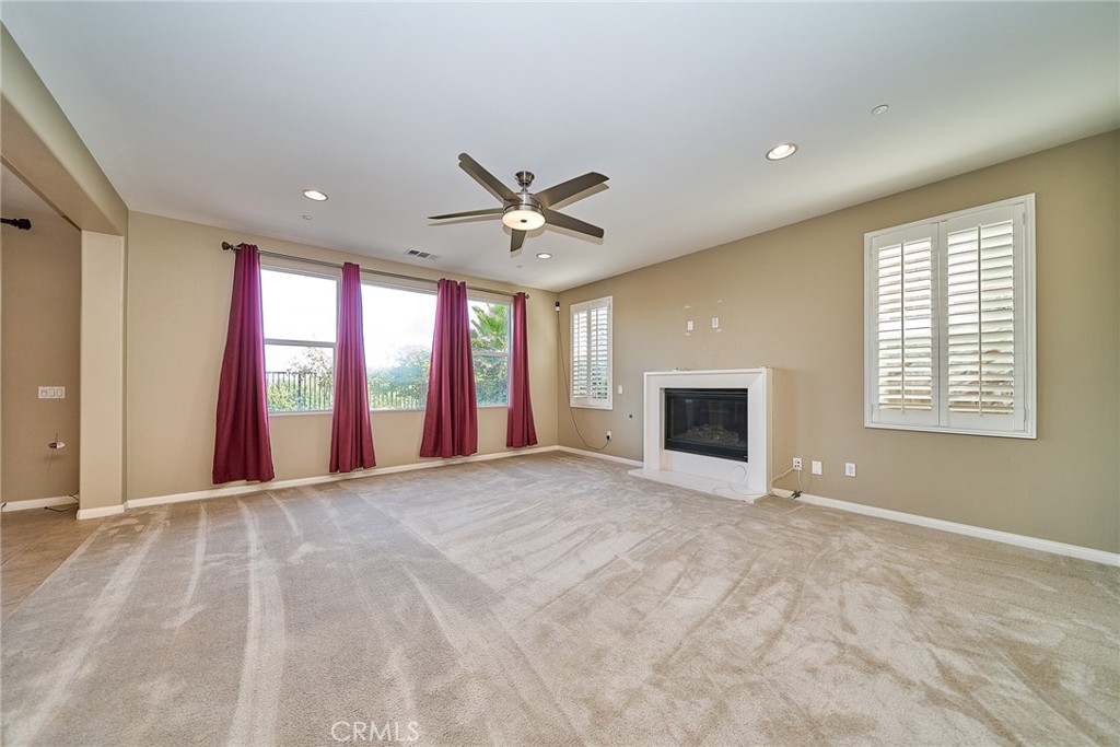 1324 N Macneil Drive Property Photo 7