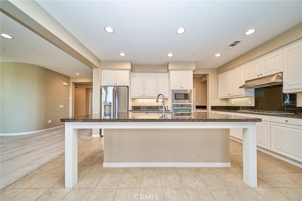 1324 N Macneil Drive Property Photo 10