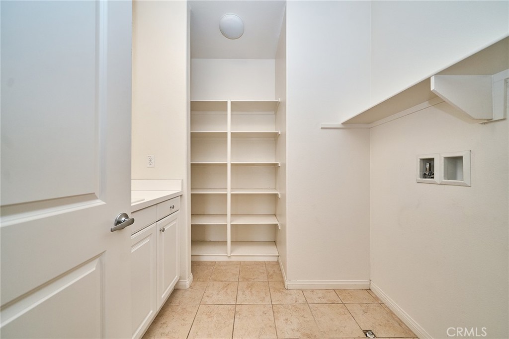 1324 N Macneil Drive Property Photo 37