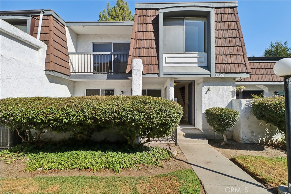 3728 Summershore Lane Property Photo 4