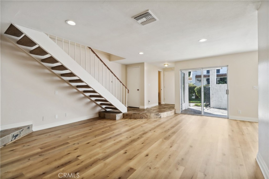 3728 Summershore Lane Property Photo 7