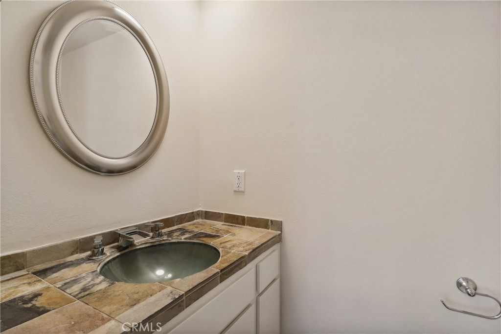 3728 Summershore Lane Property Photo 15