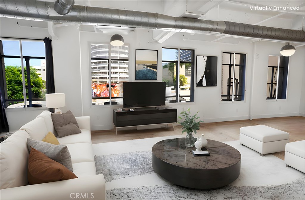 6253 Hollywood Boulevard 309 Property Photo 1