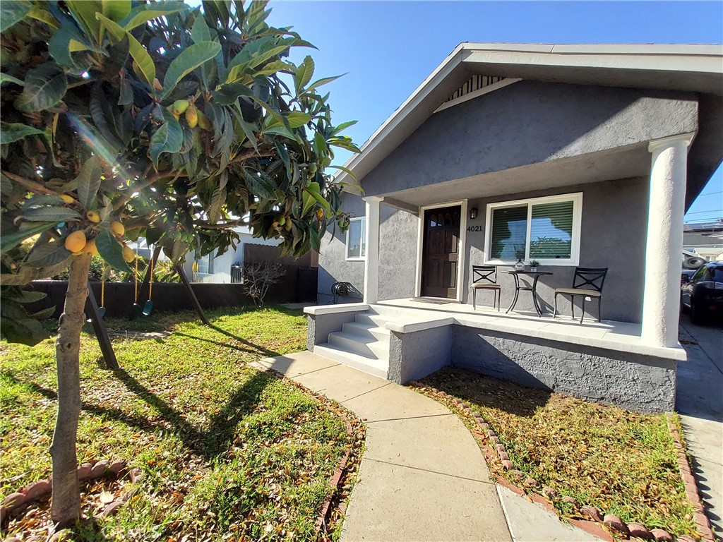 4021 York Boulevard Property Photo