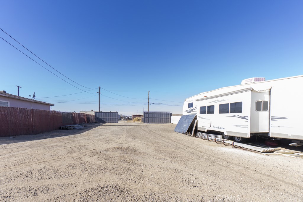 42052 3rd Street E Property Photo 5